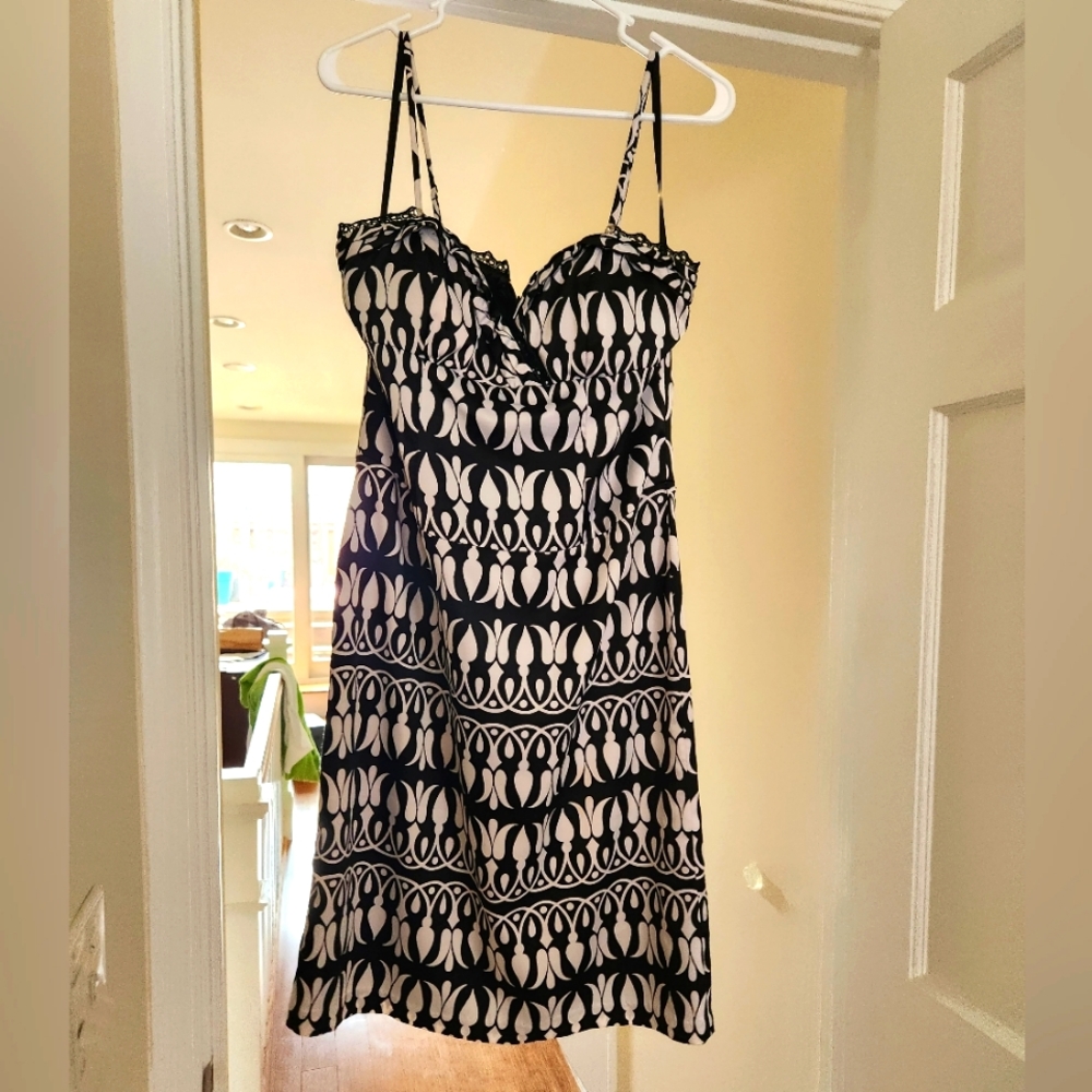 Nicole by Nicole Miller black and white dress